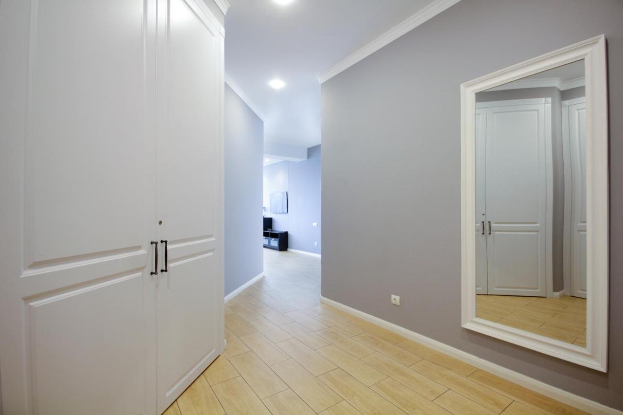 Gagarin Plaza Apartment Одеса Екстер'єр фото